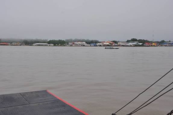 Chegando à Albina, no Suriname